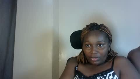 Snapshot of sexxy_amira chatting on October 11, 12:15 pm sexxy_amira online show from October 11, 12:15 pm