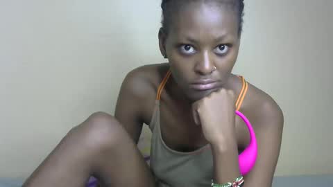 sexxy bum online show from February 8, 11:22 am