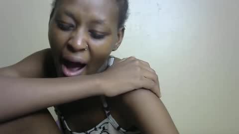 sexxy bum online show from February 25, 3:20 am