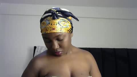 sexxy_buty online show from September 10, 9:59 pm