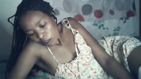 Snapshot of sexxy_curvy23 chatting on March 16, 5:44 am sexxy_curvy23 online show from March 16, 5:44 am