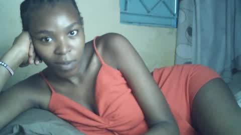 sexxy_curvy23 online show from July 28, 3:57 am