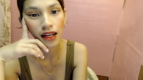 Snapshot of sexxy_dahlia chatting on April 18, 2:15 am Dahlia online show from April 18, 2:15 am