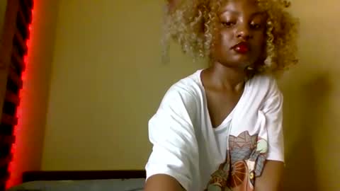 sexxy_daisyy online show from November 20, 5:12 pm