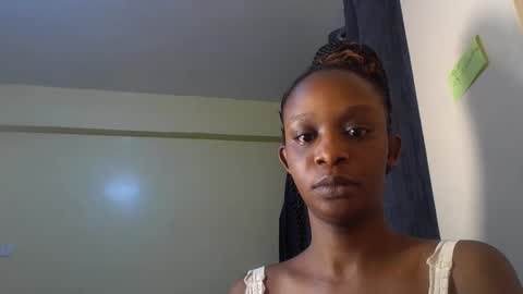 Snapshot of sexxy_divva chatting on June 6, 10:31 am sexxy_divva online show from June 6, 10:31 am