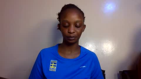 Snapshot of sexxy_divva chatting on June 11, 8:12 am sexxy_divva online show from June 11, 8:12 am