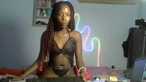 Sexxy Flave online show from February 19, 8:43 am