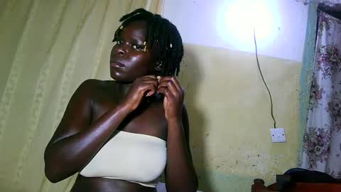 Snapshot of sexxy_gal chatting on March 21, 11:59 am sexxy_gal online show from March 21, 11:59 am