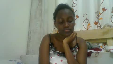 Snapshot of sexxy_kendrah chatting on October 25, 7:19 pm lorna online show from October 25, 7:19 pm