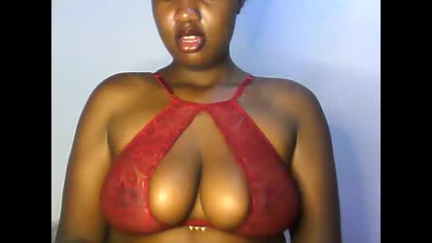 Snapshot of sexxy_mercy chatting on December 1, 3:28 pm sexxy_mercy online show from December 1, 3:28 pm