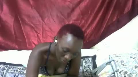 sexxy_veee online show from October 16, 8:32 pm