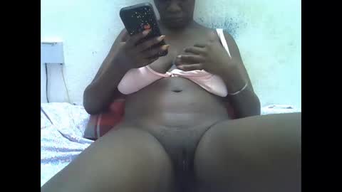 sexxyboob2 online show from February 9, 12:47 am