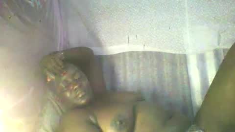 Snapshot of sexxychris123 chatting on May 19, 6:25 pm 24 online show from May 19, 6:25 pm