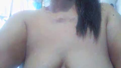 Snapshot of sexxyicee69 chatting on September 15, 12:43 am misslovely j online show from September 15, 12:43 am
