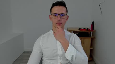 Sexxymuscles4U online show from December 2, 12:29 pm