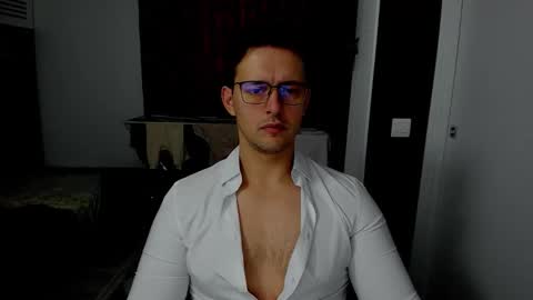 Sexxymuscles4U online show from November 25, 9:31 am