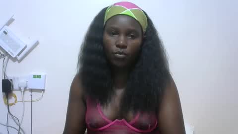 Snapshot of sexxyswinny chatting on February 11, 12:16 pm sexxyswinny online show from February 11, 12:16 pm