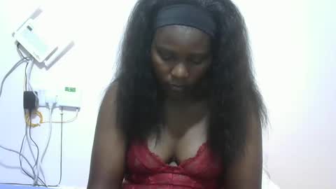 Snapshot of sexxyswinny chatting on February 20, 9:11 am sexxyswinny online show from February 20, 9:11 am