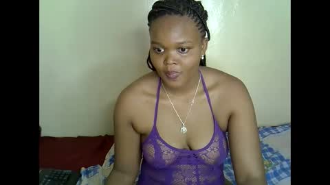 Snapshot of sexxyterry chatting on September 29, 12:43 pm Sexxyterrys online show from September 29, 12:43 pm