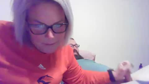 Snapshot of sexy4uenvy chatting on December 27, 3:09 am sexy4uenvy online show from December 27, 3:09 am