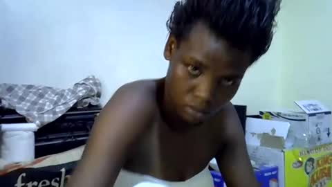 Snapshot of sexy_aliyahh chatting on June 5, 9:59 am sexy_aliyahh online show from June 5, 9:59 am