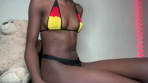 sexy_aluna online show from October 13, 11:05 pm