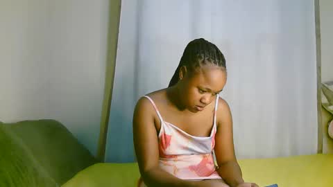 Ariana online show from October 13, 1:22 pm