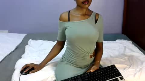 kiki online show from June 7, 8:45 pm