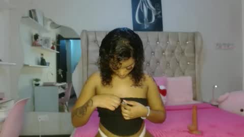 sexy_babydoll22 online show from May 7, 12:05 am