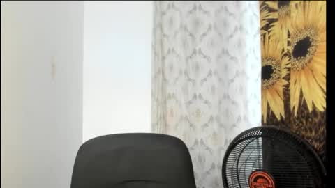 Sexy blackgirl2 online show from December 21, 5:31 pm