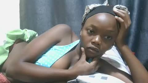 sexy_banny21 online show from February 10, 4:38 am