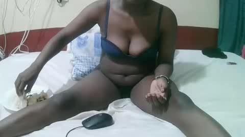 Snapshot of sexy_bbae chatting on October 18, 6:08 pm sexy_bbae online show from October 18, 6:08 pm