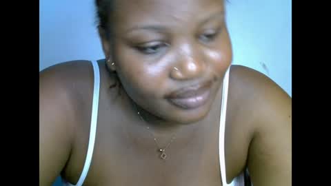 Snapshot of sexy_bigmama0 chatting on June 11, 12:19 am Jamilah online show from June 11, 12:19 am