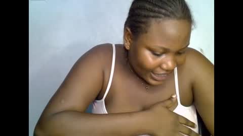Snapshot of sexy_bigmama0 chatting on June 11, 12:32 am Jamilah online show from June 11, 12:32 am