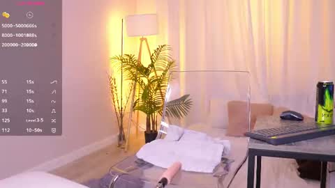 Lina online show from June 18, 12:22 am