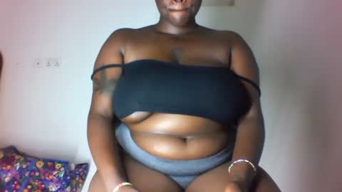 boobie girl online show from February 10, 10:25 pm