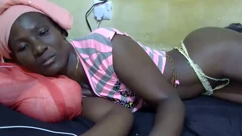 Snapshot of sexy_candy9 chatting on May 14, 12:01 pm sexy_candy9 online show from May 14, 12:01 pm