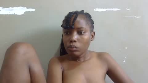 Snapshot of sexy_claude96 chatting on February 18, 11:33 am sexy_claude96 online show from February 18, 11:33 am