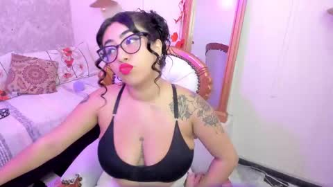  C R I S T A L  online show from February 10, 8:31 pm