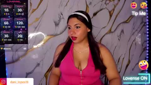 Snapshot of sexy_dani0 chatting on August 9, 3:23 am DANIELA online show from August 9, 3:23 am