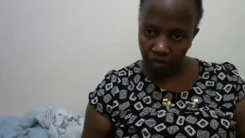 Sweet Dee online show from June 4, 5:35 am