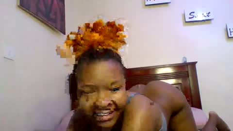 sexy_dianaa online show from July 2, 9:37 am
