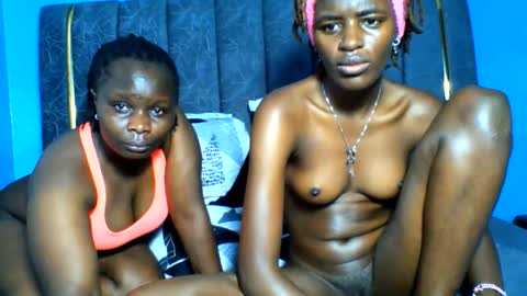 sexy_divas55 online show from June 7, 8:51 am