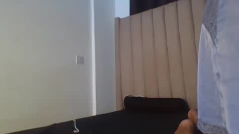 Snapshot of sexy_ebony_nica chatting on October 17, 9:12 am sexy_ebony_nica online show from October 17, 9:12 am