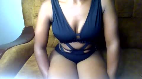 Ellahh online show from June 11, 2:53 am