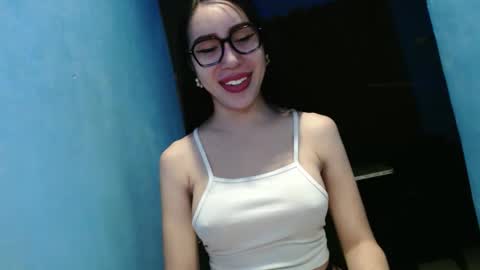 sexy_emily92 online show from February 24, 11:41 am