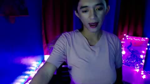 Snapshot of sexy_hot_asian1433 chatting on November 30, 1:09 am jasmin online show from November 30, 1:09 am
