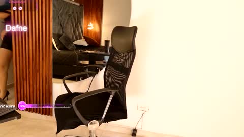 Dafne online show from February 25, 1:32 pm