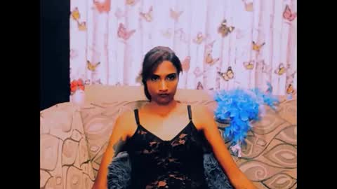 Snapshot of sexy_indian0009 chatting on November 10, 8:30 pm sexy_indian0009 online show from November 10, 8:30 pm