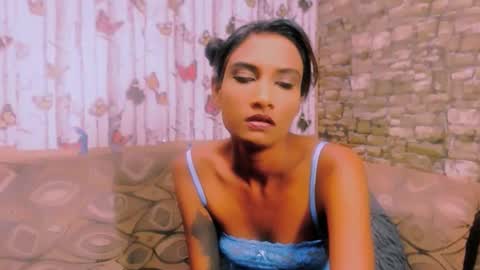 Snapshot of sexy_indian0009 chatting on December 15, 9:57 am sexy_indian0009 online show from December 15, 9:57 am